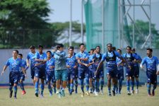 Laga Uji Coba Persib vs Dewa United Digelar di Stadion GBLA Bandung Tanpa Penonton - JPNN.com Jabar