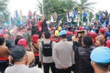 Buruh di Tangerang Setuju Kenaikan UMK - JPNN.com