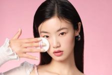 3 Tips Touch Up Kilat Bikin Wajah Segar selama Berlibur, Gampang Banget - JPNN.com