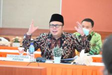 Resmi Bergelar Doktor, Cucun Ahmad Syamsurijal Raih Predikat Cumlade - JPNN.com Jabar
