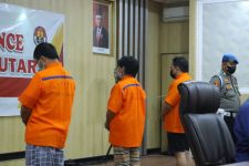 3 Tersangka Korupsi Dana Covid-19 Rp 61 Miliar Ini Terancam Hukuman Mati - JPNN.com