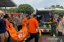 Inilah Penyebab Kebakaran Ponpes yang Menewaskan 8 Santri di Karawang, Tak Disangka - JPNN.com