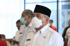 Gubernur Kaltim Lawan Pemerintah Pusat, Jamin Tak Stop non-PNS  - JPNN.com Bali