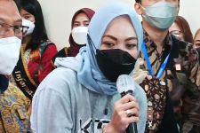 Angelina Sondakh Kaget, Lihat Penampilan Zahwa Massaid Ditindik dan Bertato - JPNN.com Sultra