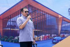 Bamsoet: Distrik Otomotif PIK 2 Harus Jadi Etalase bagi Kendaraan Buatan Dalam Negeri - JPNN.com