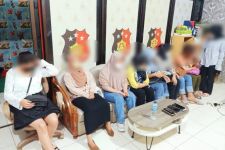9 Pasangan Tertangkap Basah di Hotel, Lihat Rok yang Dipakai Si Mbak, Hmmmm - JPNN.com