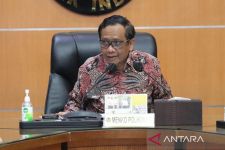 Mahfud MD dan Menlu Retno Marsudi ke UGM, Bawa Kabar Soal Demokrasi Indonesia - JPNN.com Jogja