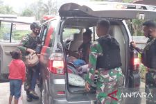 Lihat Aksi Prajurit TNI di Perbatasan Papua, Bikin Bangga - JPNN.com