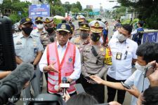 Menhub Budi Karya Sumadi: Kepadatan Kendaraan di Puncak Bogor Akan Terjadi Malam Ini Sampai Besok - JPNN.com Jabar