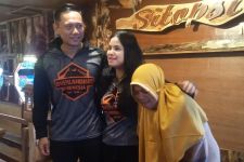 Rini Saragih Menangis Histeris di Hadapan AHY, Begini Kisahnya - JPNN.com Lampung