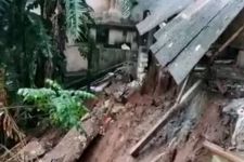 Waspada! BPBD Jabar Catat Wilayah Ini Rawan Banjir dan Tanah Longsor - JPNN.com Jabar