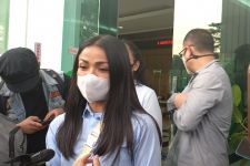 Nirina Zubir Cukup Puas dengan Persidangan Hari Ini, Tetapi... - JPNN.com