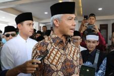 KH Dimyati Rois Meninggal Dunia, Ganjar: Beliau Ulama Panutan dan Pemberi Kesejukan  - JPNN.com