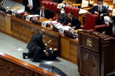 Legislator Asal Sulteng Muhidin M Said  Tumbang di Depan Meja Pimpinan DPR - JPNN.com Sultra