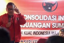 Hasto Datang ke Sumbar, Megawati Titip Pesan Ini - JPNN.com Sumbar