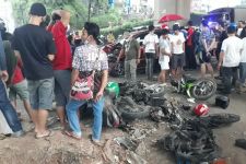 Kecelakaan Maut di Cibubur, 10 Korban Meninggal, 5 Luka-Luka, Sopir Truk Diamankan - JPNN.com Jakarta