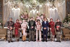 Pulang dari Luar Negeri, Jokowi dan Iriana Hadiri Pernikahan Putri Sulung Anies - JPNN.com Jakarta