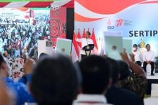 Presiden Jokowi: Mafia Tanah Bikin Ruwet, Silakan Detik Itu Juga Digebuk - JPNN.com Jatim