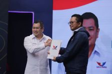 Gabung Perindo, Senator Kaltim Mahyudin Resmi Menempati Jabatan Penting - JPNN.com Kaltim