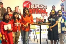 Olahraga Bareng Jonatan Christie Hingga Nirina Zubir di Miniso Festival 2022 - JPNN.com