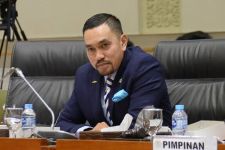 Ahmad Sahroni Komisi III Apresiasi Kebijakan Kapolri yang Angkat Polwan Jabat Posisi Strategis di Polri - JPNN.com Sumut
