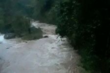 Terseret Arus Sungai, Bocah di Manggarai Timur Ditemukan Sudah Meninggal Dunia - JPNN.com