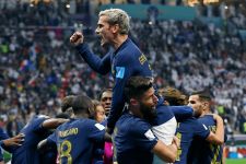 Prancis Unggul Cepat 1-0 Babak Pertama, Tendangan Teo Hernandez Tak Terbendung - JPNN.com Sumut