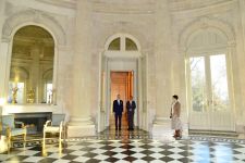 Tiba di Istana Laeken, Jokowi Disambut Raja Belgia - JPNN.com