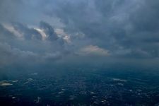 Buat yang Mau Berlibur, Tengok Dulu Prakiraan Cuaca Hari Ini di Banten, Potensi Hujan Masih Ada - JPNN.com Banten