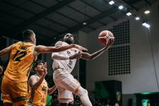 IBL 2023 Dewa United Banten On Fire, Satya Wacana Salatiga Jadi Korban - JPNN.com