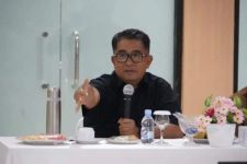 Spanduk Berisi Penolakan Capres Bertebaran, PJ Gubernur Sulbar: Ulah Oknum tak Bertanggung Jawab - JPNN.com