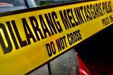 Sebuah Rumah Hangus Terbakar di Makassar - JPNN.com