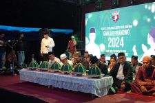Bone Berselawat dan Berdoa Bersama, untuk Kesuksesan Ganjar Pranowo di Pilpres 2024 - JPNN.com