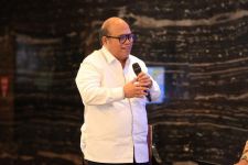 Omnibus Law dan Politik Belah Bambu - JPNN.com