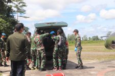 Prajurit TNI yang Gugur Ditembak KST di Papua Bertambah, Innalilahi - JPNN.com