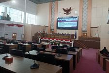 24 Anggota DPRD Lombok Tengah Absen Sidang, Ada yang Memalukan - JPNN.com