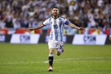 Pelatih Timnas Argentina Bongkar Penyebab Lionel Messi Batal ke Indonesia, Ternyata! - JPNN.com