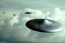 Konon UFO & Alien Memang Ada, tetapi Pemerintah AS Menyembunyikannya - JPNN.com