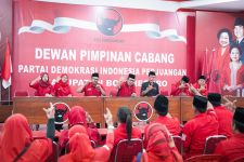 PDIP Bojonegoro Gelar Lomba Senam SICITA Antardesa - JPNN.com