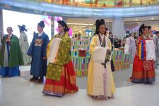 Hanbok Wave Tandai 50 Tahun Hubungan Diplomasi Indonesia-Korea - JPNN.com