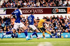 Ipswich vs Wolves: Elkan Baggott cs Menang, Pelatih Wolverhampton Kebingungan - JPNN.com