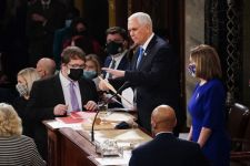 Mike Pence tidak Dukung Donald Trump di Pilpres AS - JPNN.com