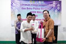 AEON Mall BSD City Adakan Buka Puasa Bersama dan Edukasi Lingkungan Kepada Santri - JPNN.com