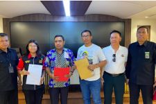 Tuntut Ganti Majelis Hakim, Ratusan Karyawan PT PRLI Berunjuk Rasa di Kantor MA - JPNN.com