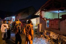 Dampak Kerusakan Bangunan dan Korban Gempa Garut Bertambah - JPNN.com