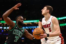 NBA Playoffs: Boston Celtics Mengalahkan Miami Heat 4-1 - JPNN.com