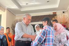 Perum Bulog Mulai Salurkan Bantuan Beras Tahap 2 kepada 269 Ribu Warga Jakarta - JPNN.com