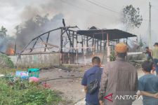 Kebakaran Melanda 4 Rumah Sewa Semipermanen di Aceh, Ini Dugaan Penyebabnya - JPNN.com