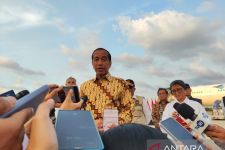 Soal Keppres Pemberhentian Hasyim Asy'ari, Presiden Jokowi: Belum Sampai di Meja Saya - JPNN.com