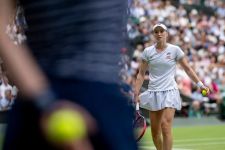 Wimbledon 2024: Rybakina Mulus ke Semifinal, Djokovic Tak Berkeringat - JPNN.com